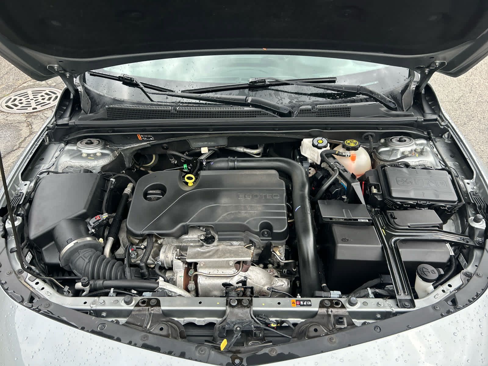 Used 2023 Chevrolet Malibu LT FWD image 26