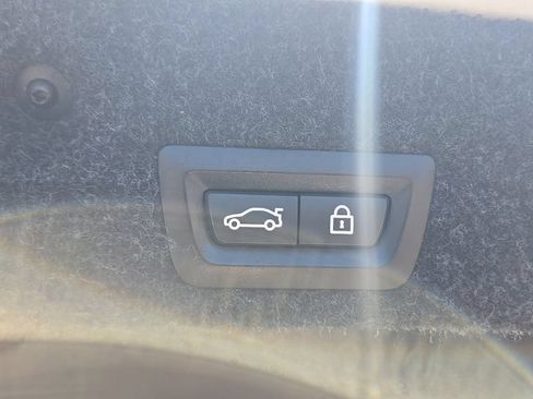 Used 2014 BMW M5 RWD image 37