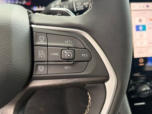 New 2025 Jeep Grand Cherokee L Limited image 18