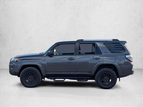 Used 2022 Toyota 4Runner SR5 image 8