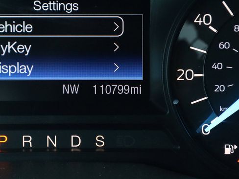 Used 2017 Ford Explorer FWD image 26