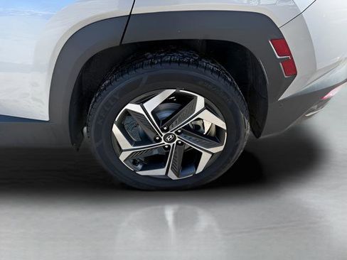 Used 2024 Hyundai Tucson Limited AWD/4WD image 24