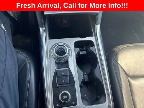 Used 2022 Ford Explorer XLT w/ Equipment Group 202A AWD/4WD image 22