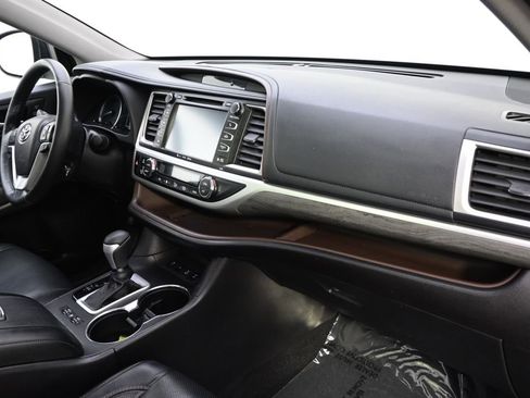 Used 2017 Toyota Highlander Limited Platinum w/ Protection Package #3 AWD/4WD image 15
