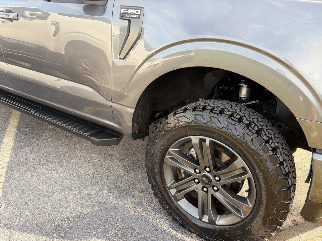 Used 2023 Ford F150 Lariat AWD/4WD image 38