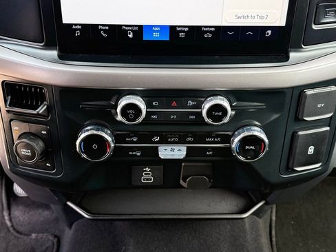 Used 2025 Ford F150 XLT w/ Equipment Group 301A Standard image 19