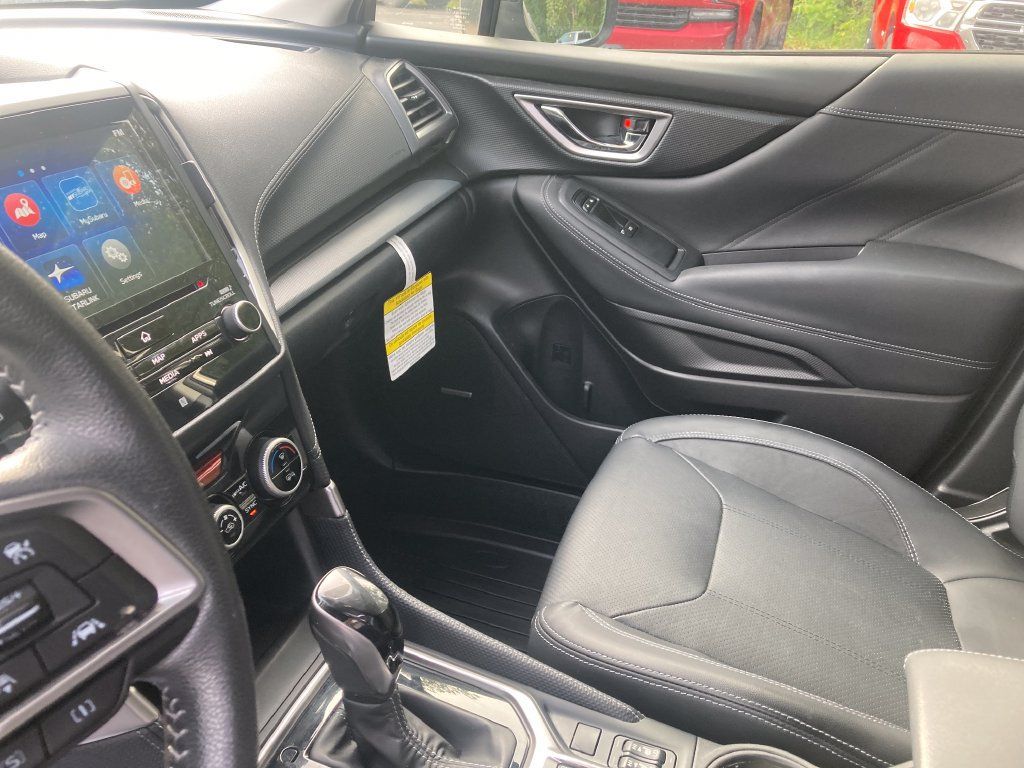 Used 2019 Subaru Forester Limited AWD/4WD image 15