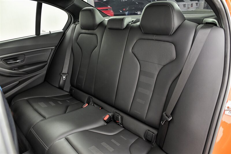 Used 2018 BMW M3 RWD image 19