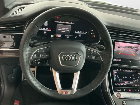 Used 2023 Audi SQ8 Prestige AWD/4WD image 10
