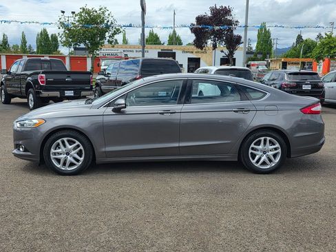 Used 2014 Ford Fusion SE w/ Equipment Group 202A FWD image 30