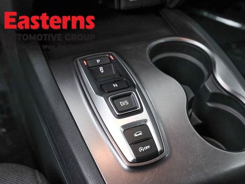 Used 2022 Honda Pilot Sport image 13