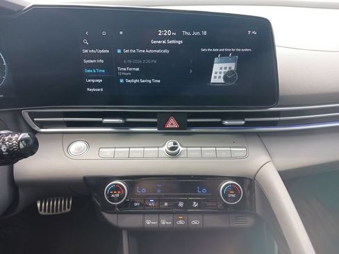 Used 2024 Hyundai Elantra SEL FWD image 24