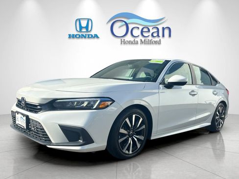Certified 2024 Honda Civic EX image 7
