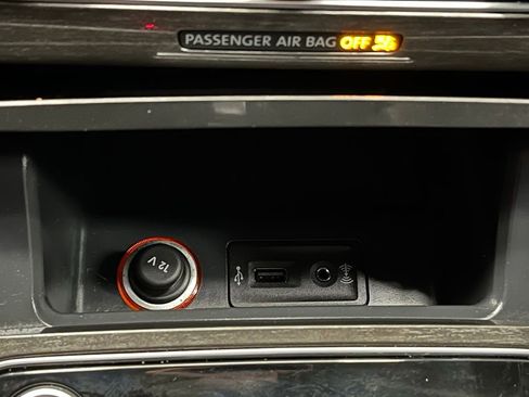 Used 2017 Volkswagen Passat 1.8T SE image 11