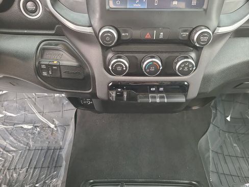 Used 2022 RAM 2500 Big Horn image 25