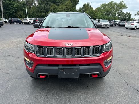 Used 2017 Jeep Compass Trailhawk w/ Leather Interior Group AWD/4WD image 8