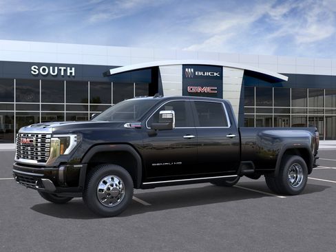 New 2026 GMC Sierra 3500 Denali w/ Denali Reserve Package AWD/4WD image 2