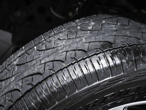 Used 2023 Ford F150 Lariat w/ Equipment Group 502A High image 87