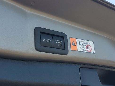 Certified 2026 Toyota RAV4 XLE Premium AWD/4WD image 10
