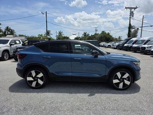 Used 2022 Volvo C40 P8 Recharge Ultimate image 8