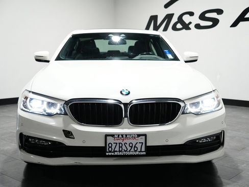 Used 2018 BMW 530i w/ Premium Package image 7