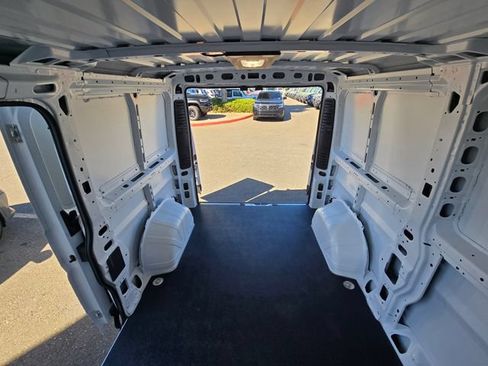 Used 2025 RAM ProMaster 1500 w/ Safety Group FWD image 22