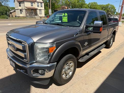 Used 2012 Ford F250 XLT w/ XLT Premium Pkg AWD/4WD image 3