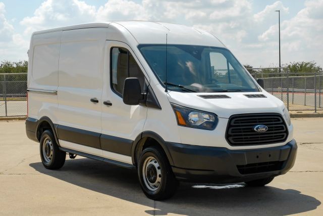 Used 2018 Ford Transit 250 130 Medium Roof RWD image 9