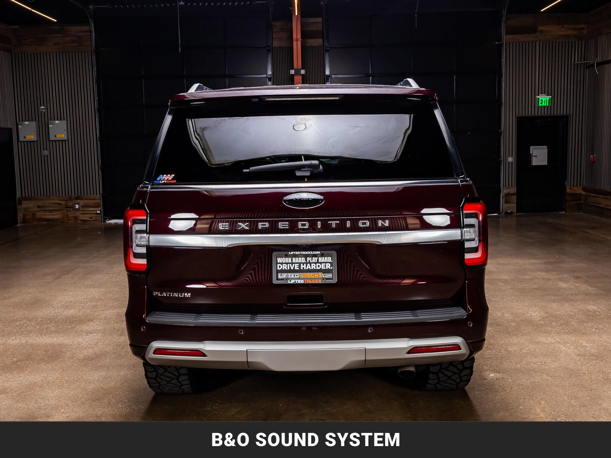 Used 2024 Ford Expedition Platinum AWD/4WD image 8