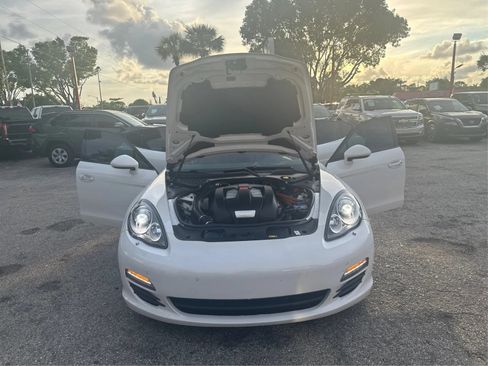 Used 2012 Porsche Panamera S RWD image 11