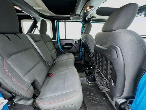 Used 2019 Jeep Wrangler Unlimited Rubicon image 19