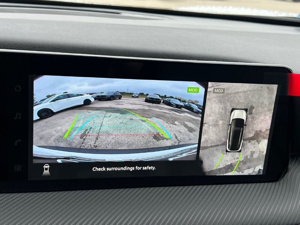 New 2027 Nissan Kicks SR FWD image 10