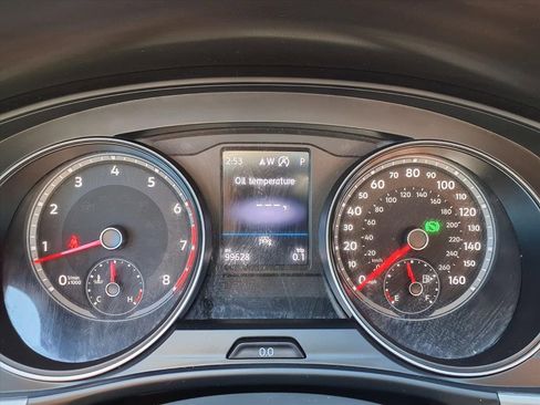 Used 2021 Volkswagen Atlas Cross Sport SE w/ Panoramic Sunroof Package image 11