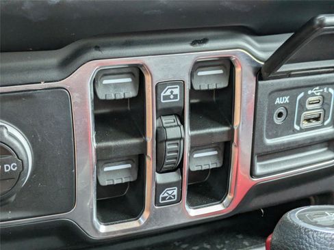 Certified 2023 Jeep Wrangler Unlimited Sport AWD/4WD image 26