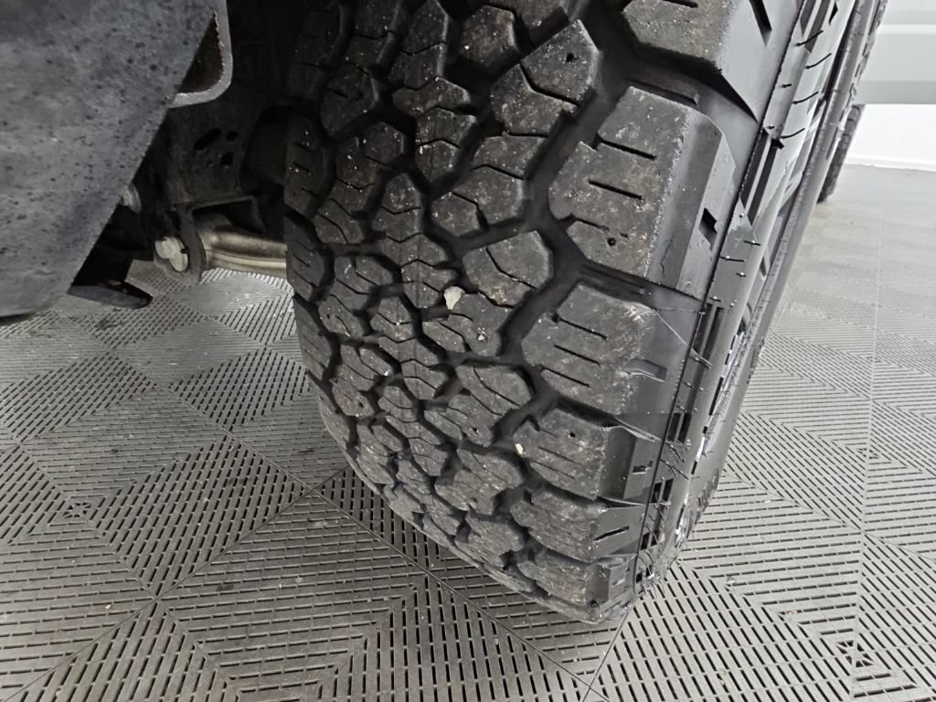 Used 2024 Ford Bronco Black Diamond AWD/4WD image 45