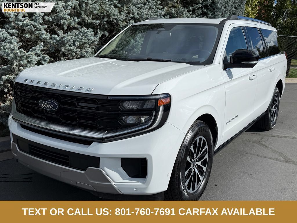 Used 2025 Ford Expedition Max Platinum AWD/4WD image 3