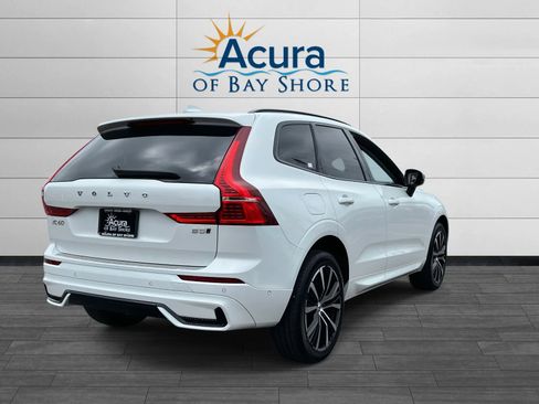 Used 2023 Volvo XC60 B5 Plus w/ Climate Package image 5