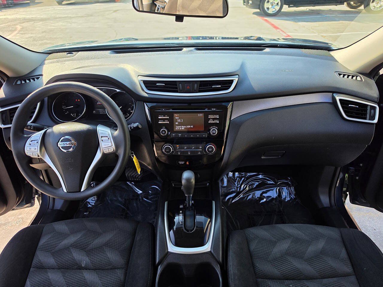 Used 2014 Nissan Rogue S FWD image 27