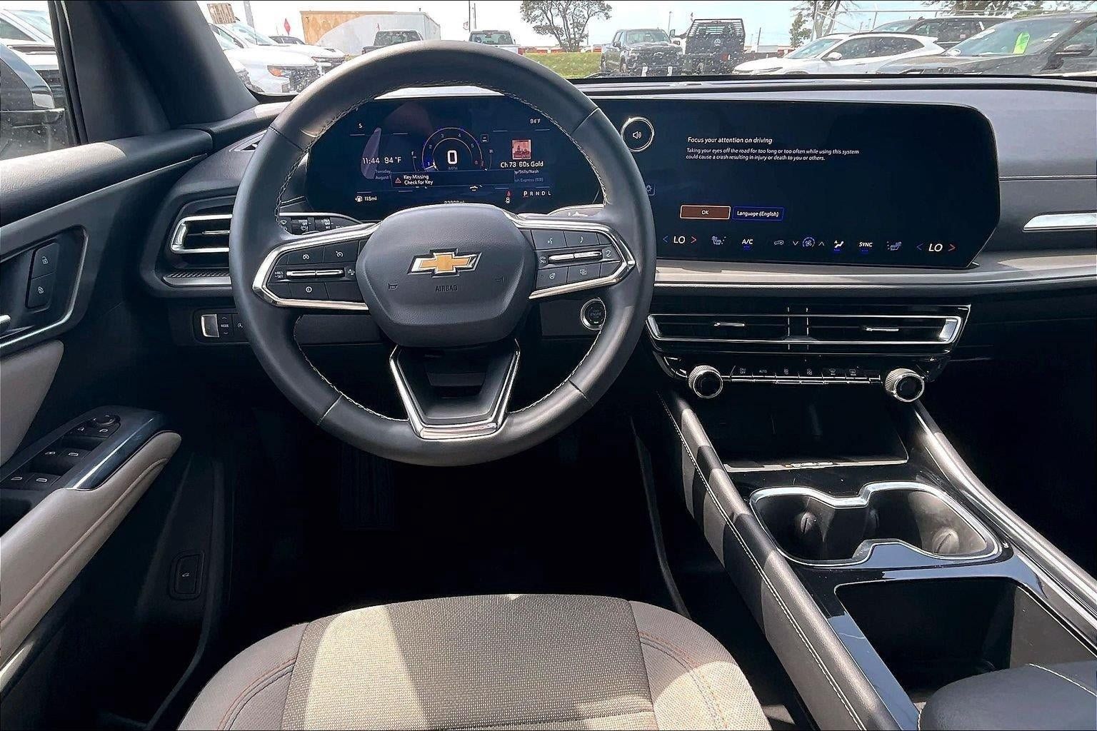 Used 2026 Chevrolet Traverse LT w/ Driver Confidence Package FWD image 5