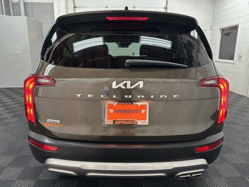 Used 2022 Kia Telluride S AWD/4WD image 9
