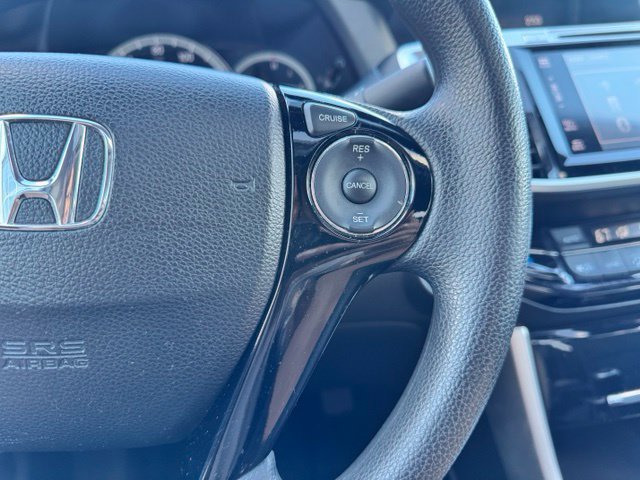 Used 2017 Honda Accord EX image 19