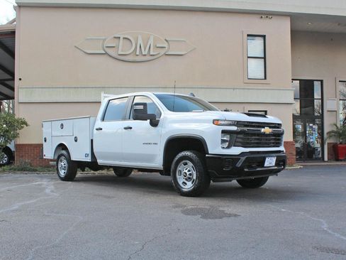 Used 2024 Chevrolet Silverado 2500 W/T w/ WT Fleet Convenience Package AWD/4WD image 6