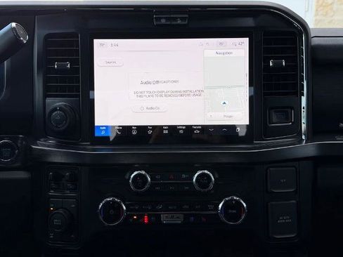 New 2026 Ford F250 Lariat w/ Black Appearance Package image 14