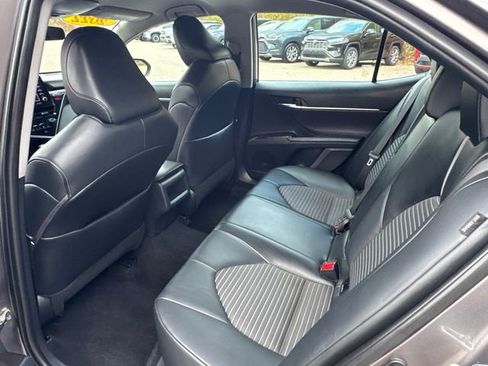 Certified 2022 Toyota Camry SE image 20