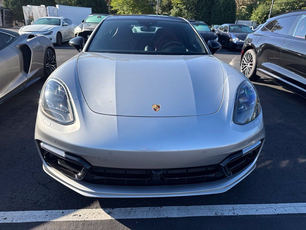 Used 2019 Porsche Panamera GTS AWD/4WD image 2