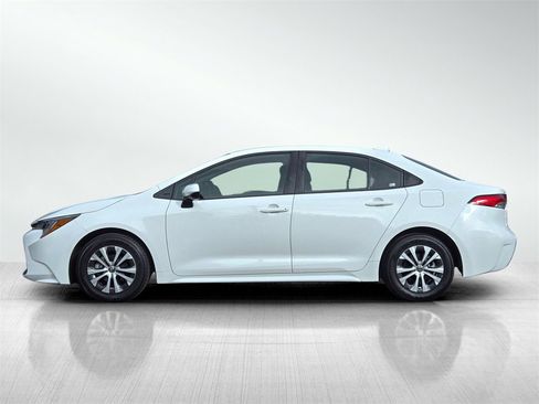 Used 2022 Toyota Corolla LE image 7