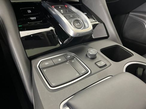 Certified 2023 Acura MDX FWD w/ Technology Package image 31