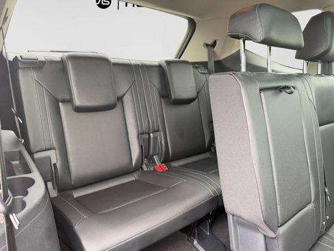 Used 2019 Volkswagen Atlas SEL R-Line AWD/4WD image 32