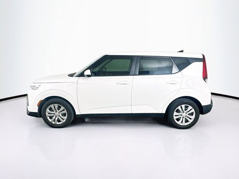 Used 2021 Kia Soul LX image 4