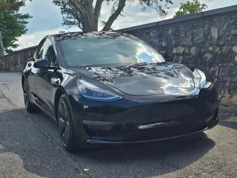 Used 2023 Tesla Model 3 Standard Range RWD image 11